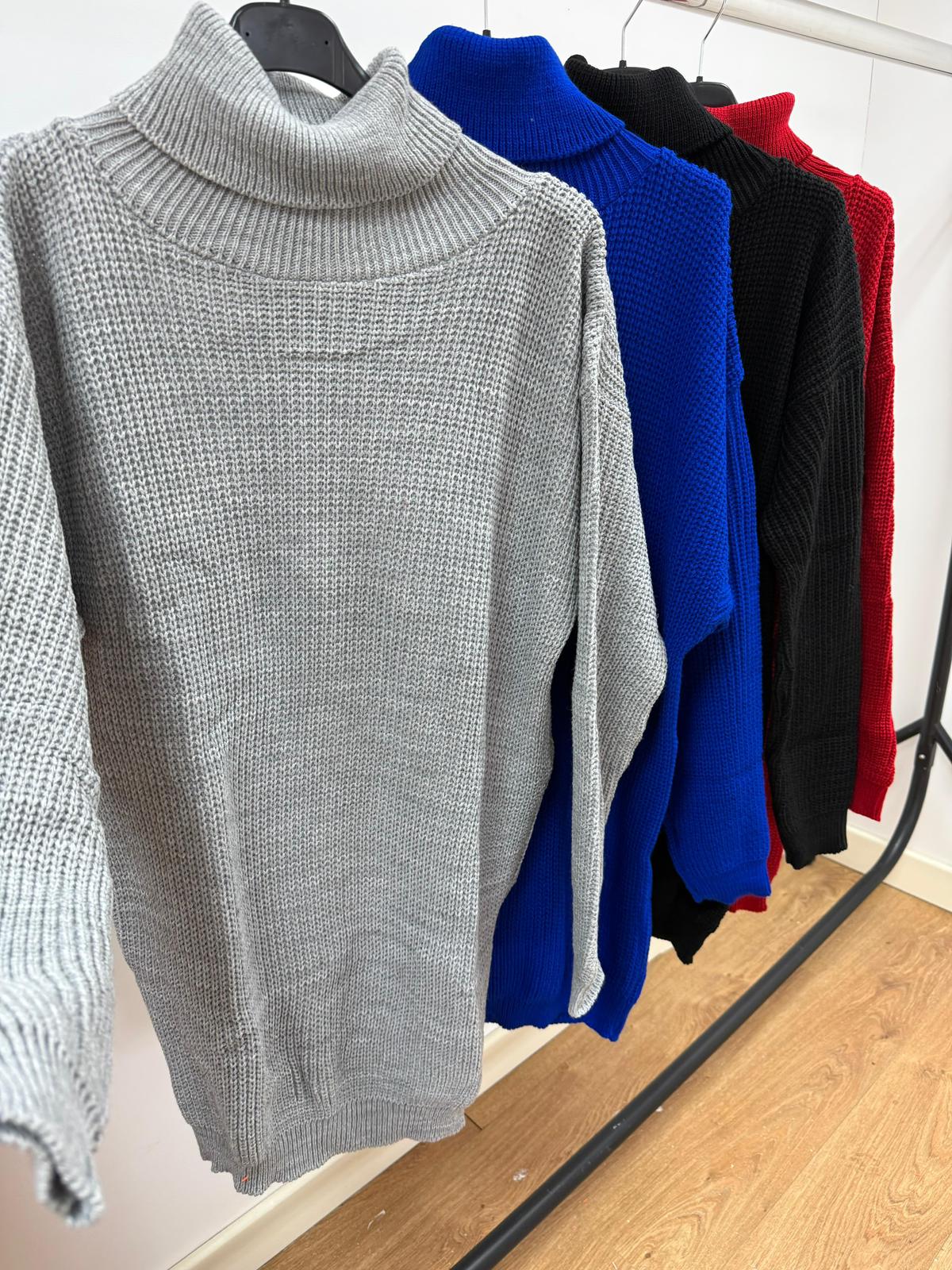 Mid length knitted jumpers